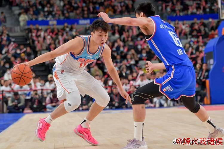 劳森15+12齐麟15分新疆胜首钢 张才仁砍下24分