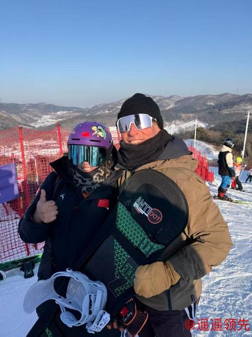 单板滑雪障碍追逐 中国两名女将获冬奥参赛资格