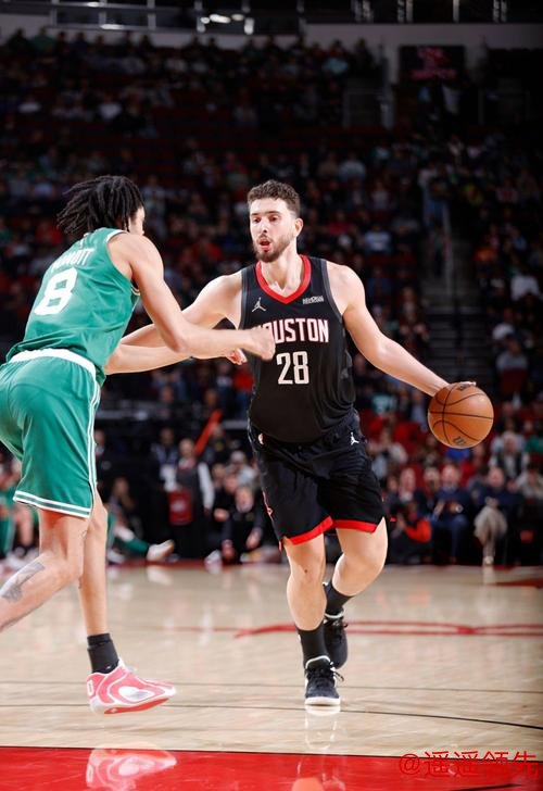 火箭输76人遭4坏消息！乌度卡申京引失望，阿门关键球又失误！