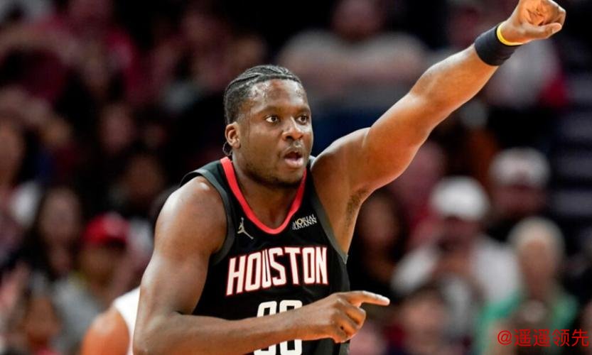 火箭遭重创！亚当斯脚踝三级扭伤将无限期缺阵 可能会赛季报销